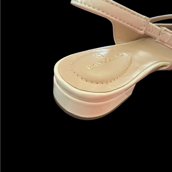 Bandolino Cream Patent Slingback Flats - Picture 6 of 7